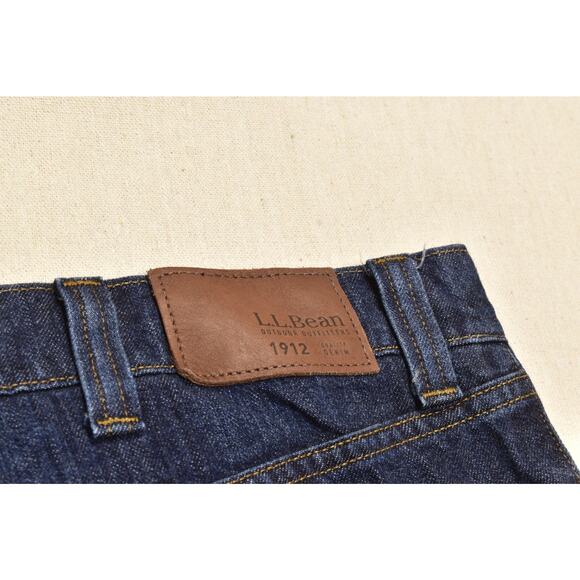 L.L. Bean Classic Fit Jeans Men's Big & Tall Size 42x32 Blue 100% Cotton - Picture 7 of 8